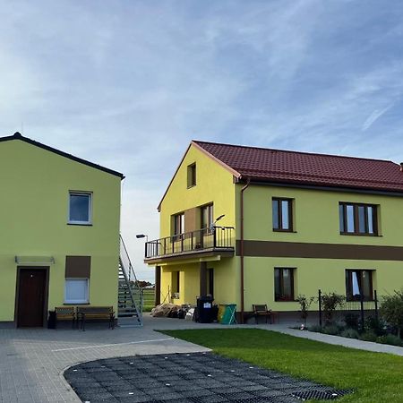 Apartment Golden Prague 78 Вестец Екстер'єр фото