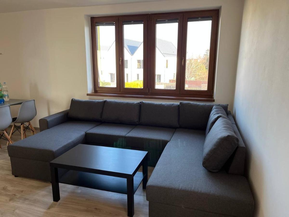 Apartment Golden Prague 78 Вестец Екстер'єр фото