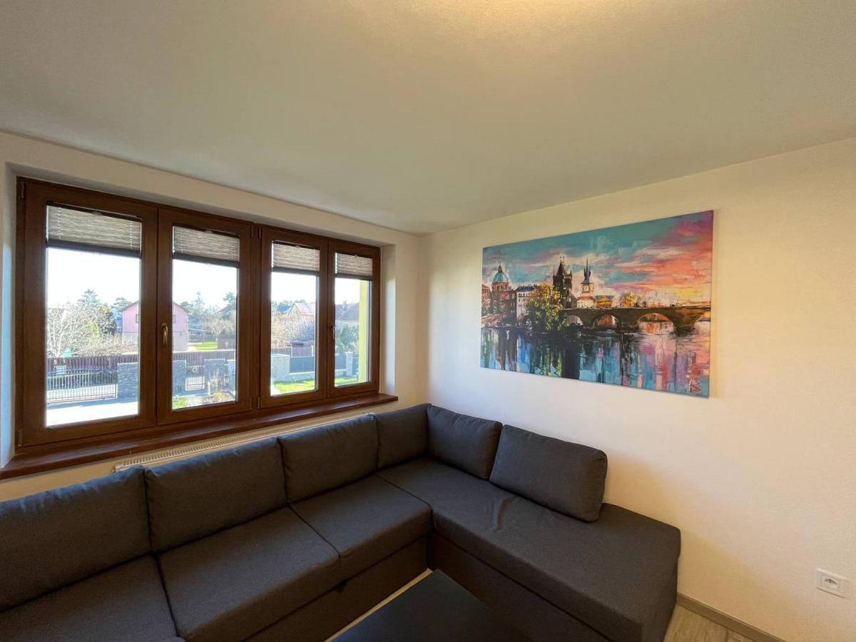 Apartment Golden Prague 78 Вестец Екстер'єр фото
